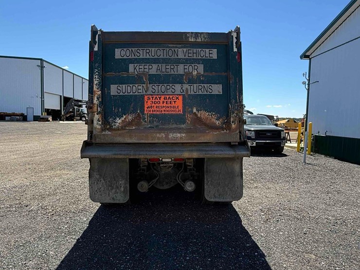 peterbilt-367-image-4
