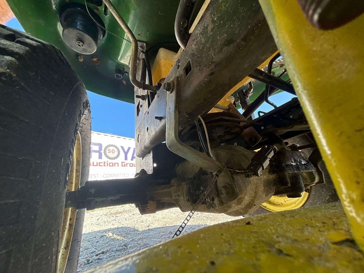 2010-john-deere-la105-image-15