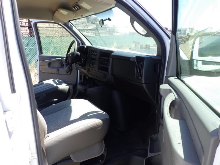 2008-chevrolet-express-1500-image-6
