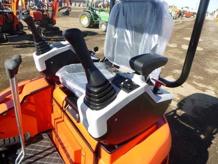 2025-tpm-20k-hydraulic-excavator-image-21