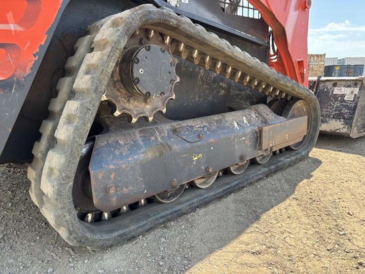 2019-kubota-svl75-2-image-17