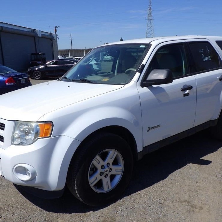 2011 FORD ESCAPE
