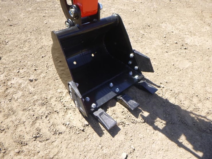 2025-tpm-16-hydraulic-excavator-image-9