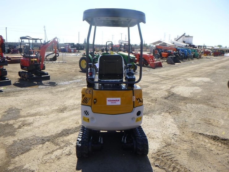 2025-sdlanch-sdle20-hydraulic-excavator-image-8