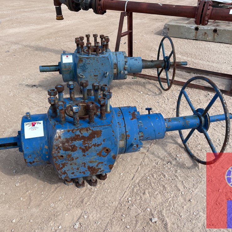 (2X$) (2) 7-1/16” 10K MANUAL FRAC VALVES