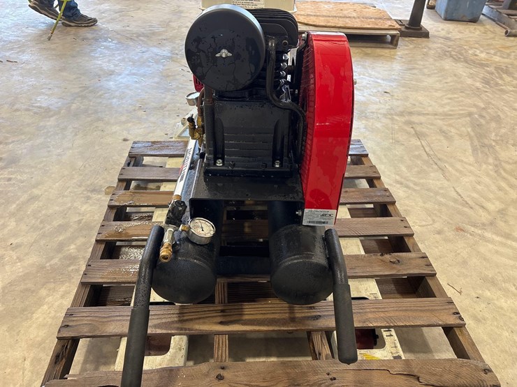 north-star-air-compressor-image-2