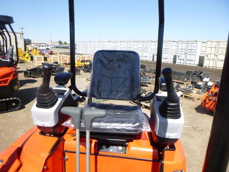 2025-tpm-16-hydraulic-excavator-image-19