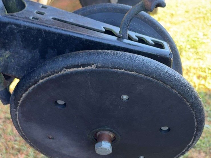 kinze-2600-image-26