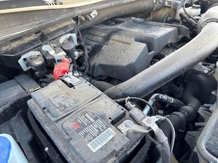 2020-ford-f150-platinum-image-24