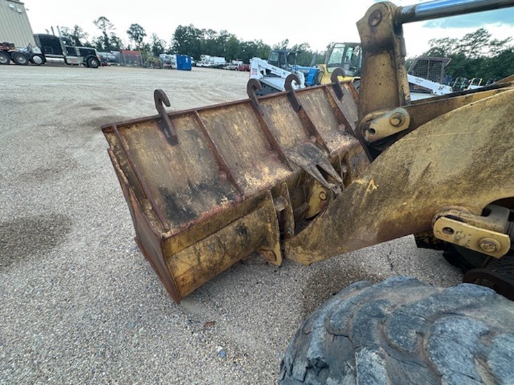 caterpillar-918f-image-22