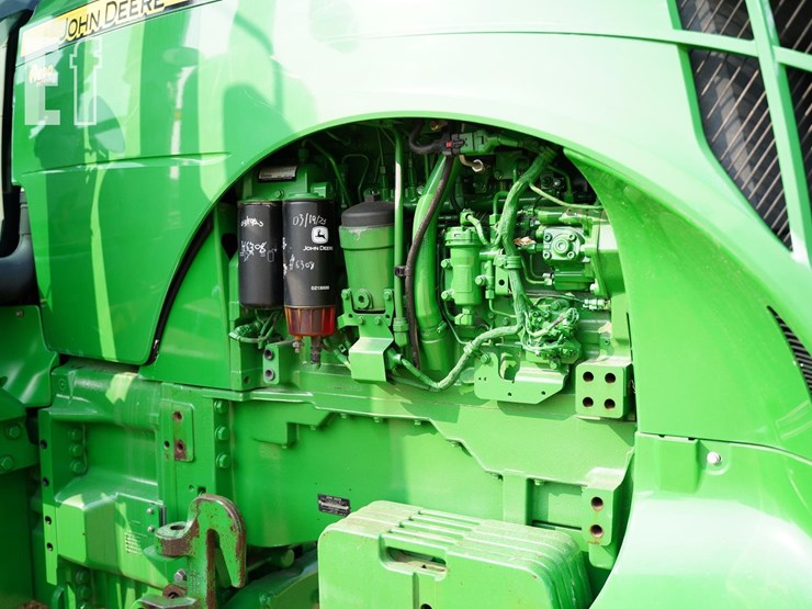 2013-john-deere-8360rt-image-18