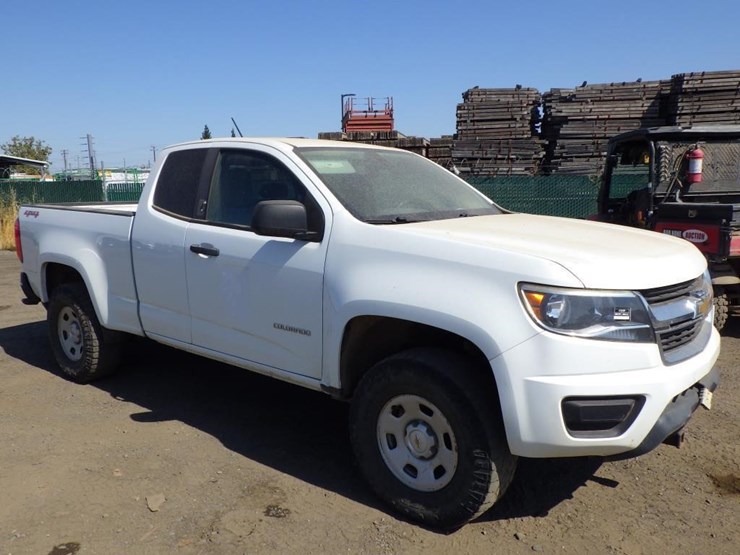 2016-chevrolet-colorado-image-2