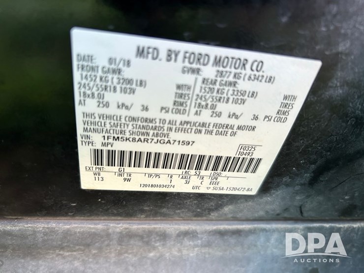 2018-ford-explorer-image-37