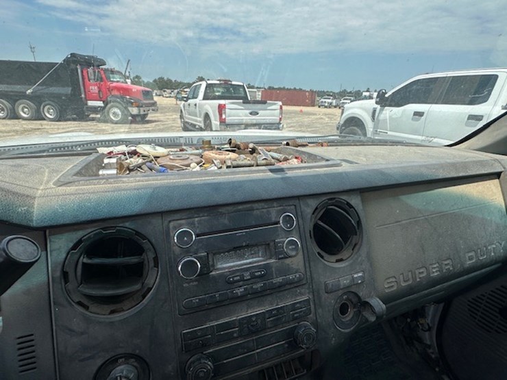2011-ford-f250-image-44