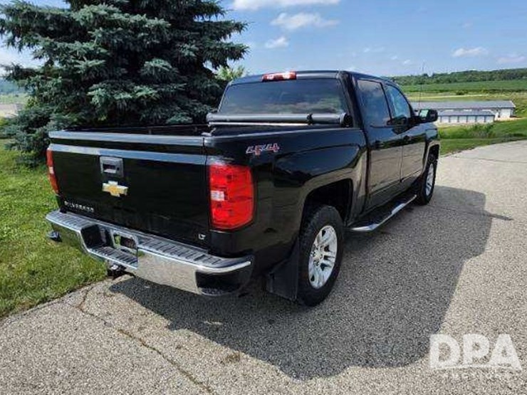 2015-chevrolet-silverado-image-5