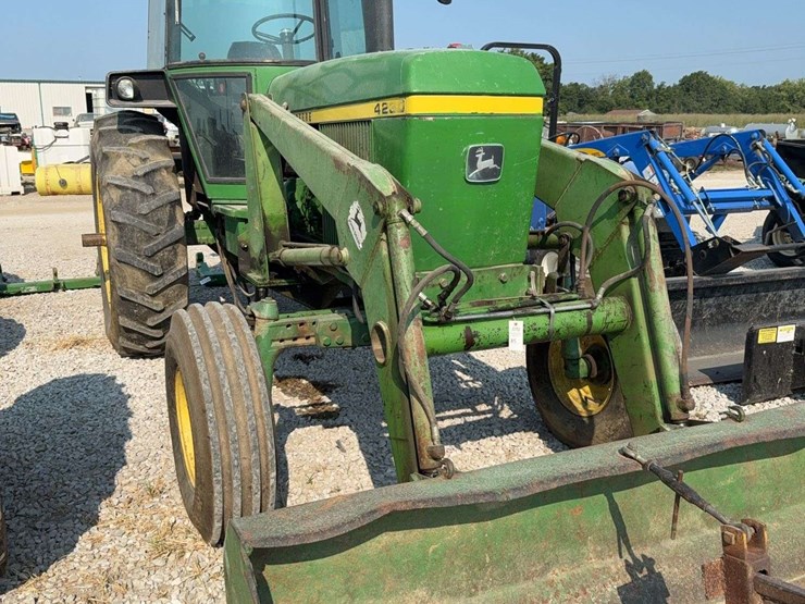 john-deere-4230-image-1