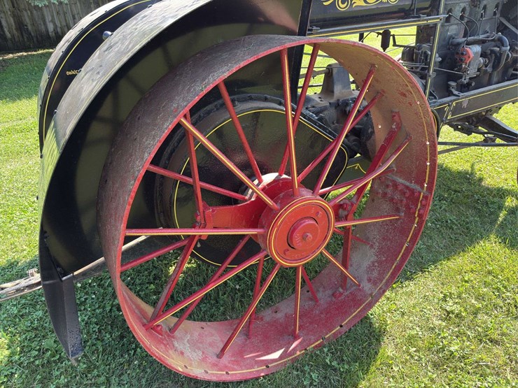 baker-22-40-tractor-image-23