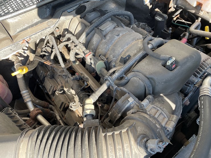 2018-dodge-ram-3500-image-36