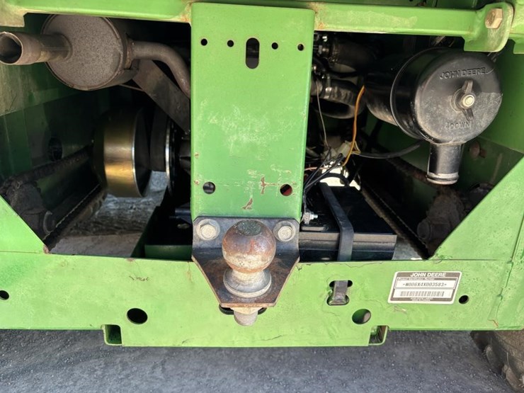 john-deere-gator-image-9