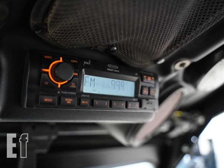 2012-john-deere-gator-rsx-850i-image-27