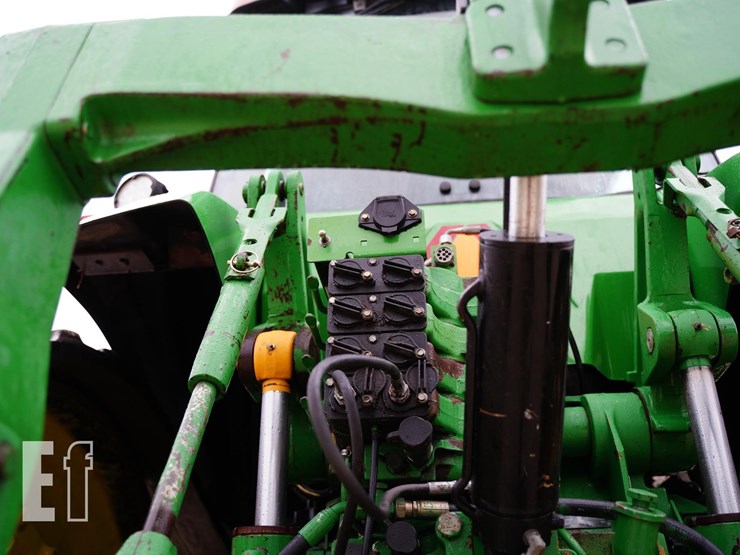 1997-john-deere-8400t-image-25