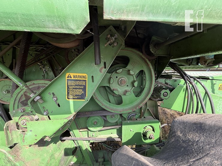 1983-john-deere-8820-image-30