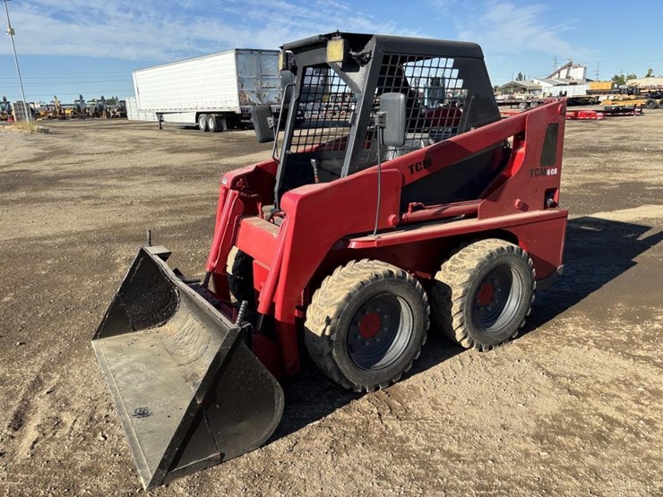 tcm-608t-skid-steer-loader-image-1