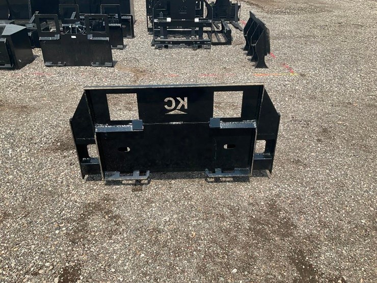 #617-•-unused-quick-attach-skid-steer-forks-image-3