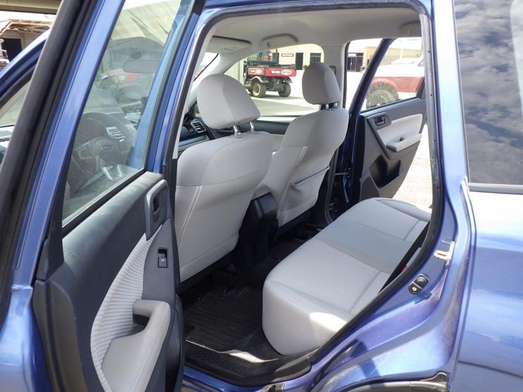 2017-subaru-forester-image-7