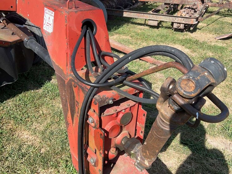 new-holland-411-image-10