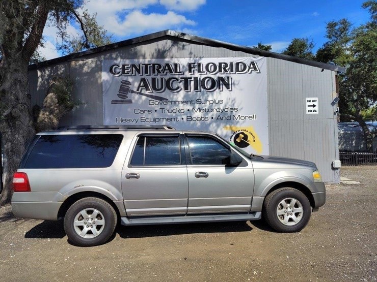 2009-ford-expedition-image-1