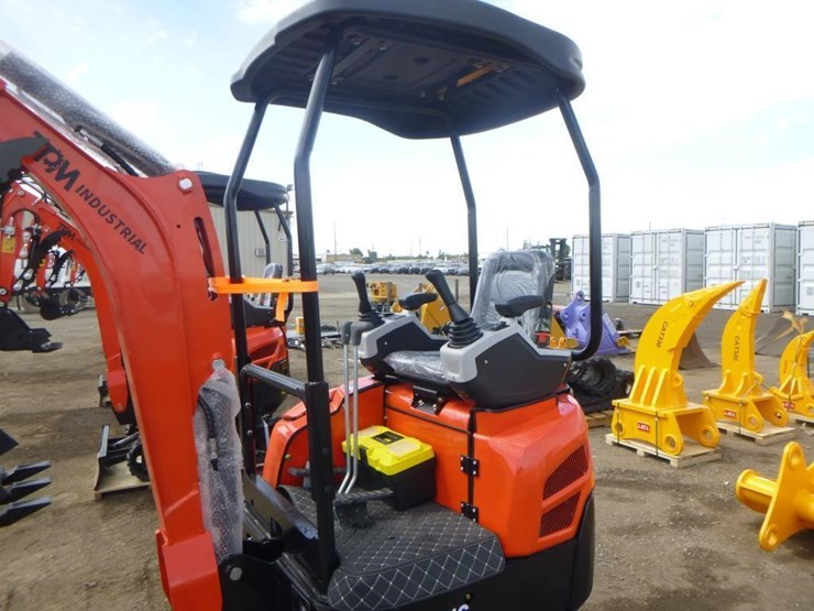 2025-tpm-16-hydraulic-excavator-image-16
