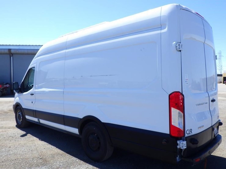 2017-ford-transit-image-4