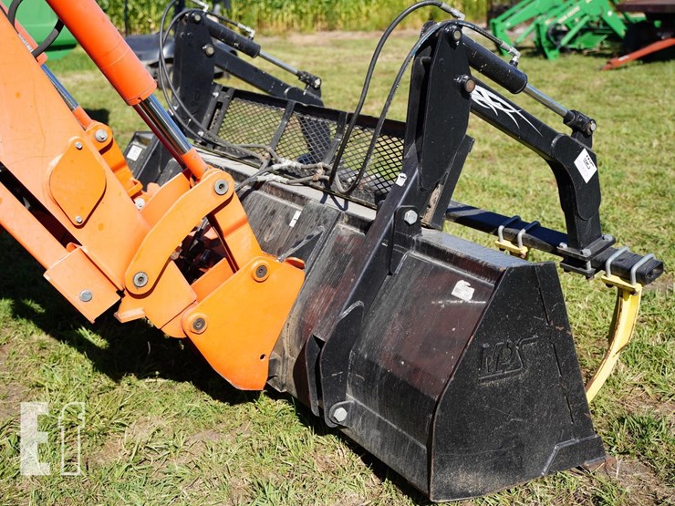 2018-kubota-m7-151-image-14