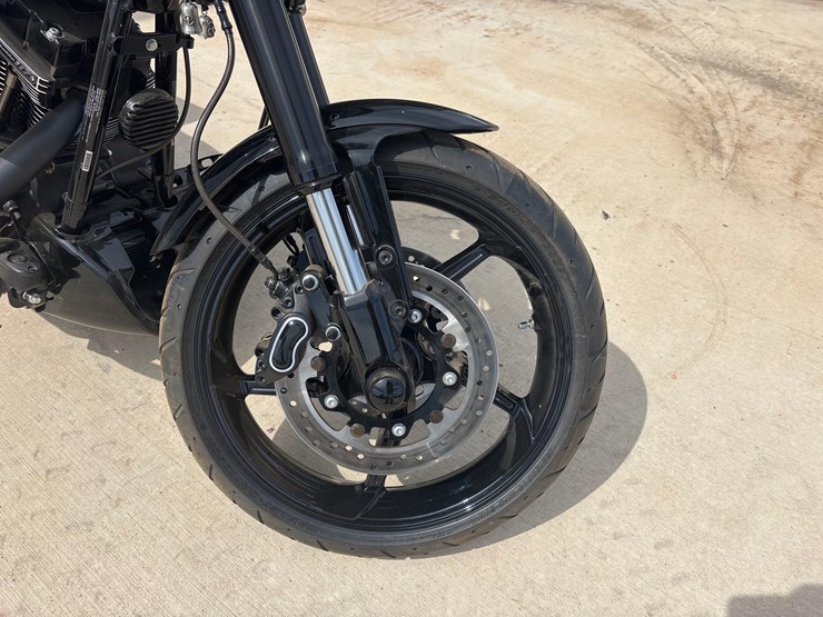 2016-harley-davidson-110-fxse-motorcycle-image-11