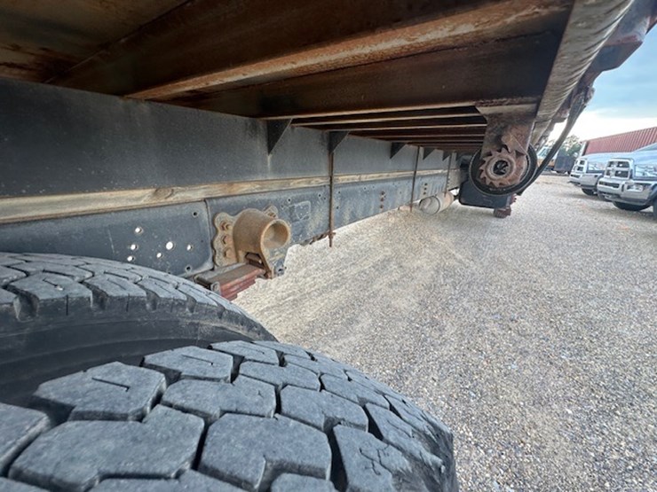 2000-ford-f650-image-31