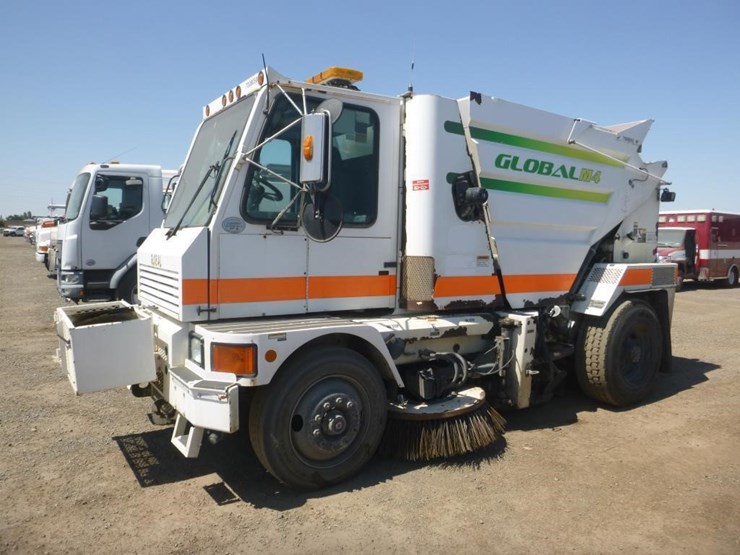 2013-global-m4-sweeper-image-1