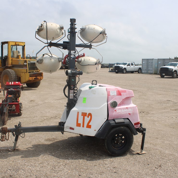 #1038 • Generac Light Tower