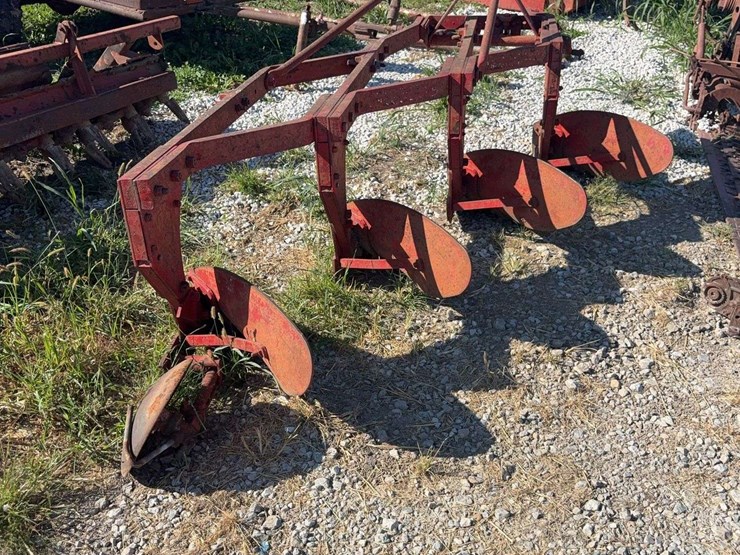 massey-ferguson-4-image-6