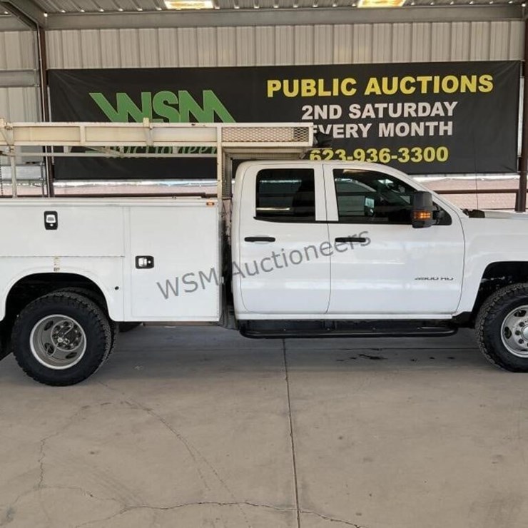 2015 CHEVROLET 3500