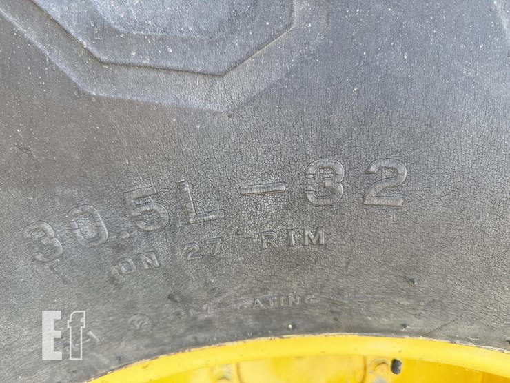 1983-john-deere-8820-image-9