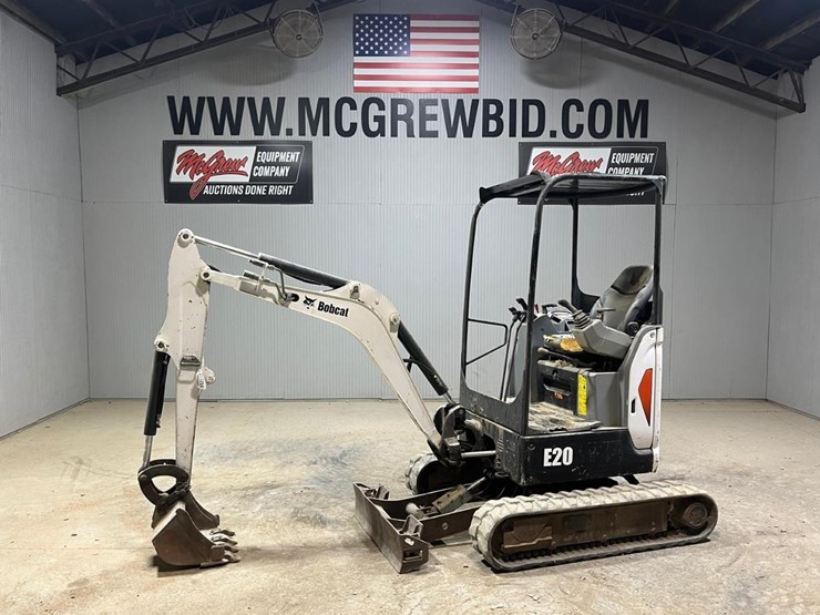 2016-bobcat-e20-image-1