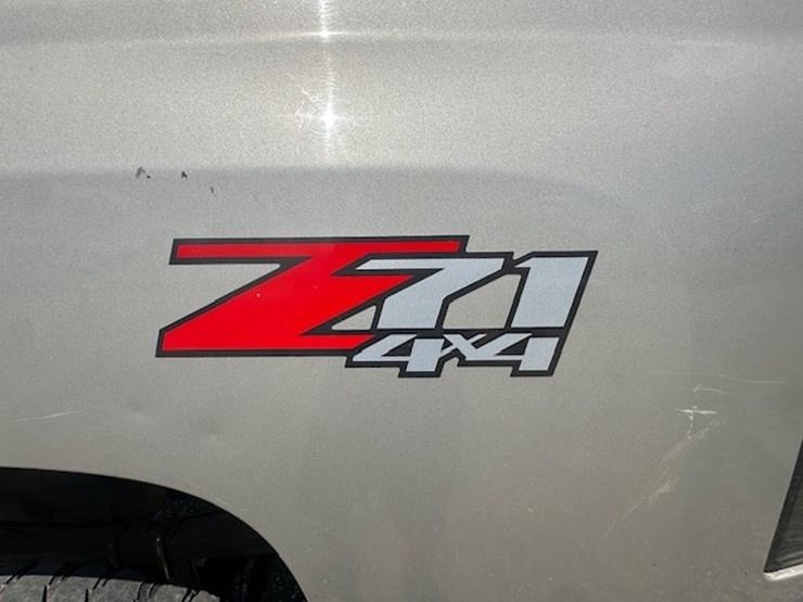 2009-chevrolet-silverado-image-13