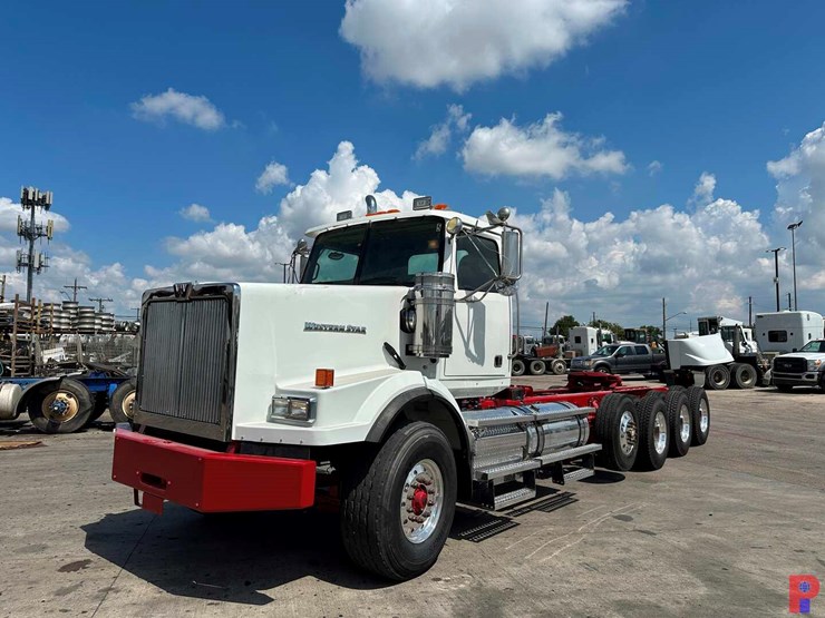2012-western-star-4900-image-1