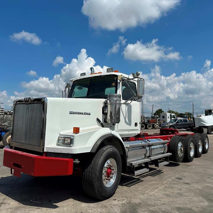 2012 WESTERN STAR 4900