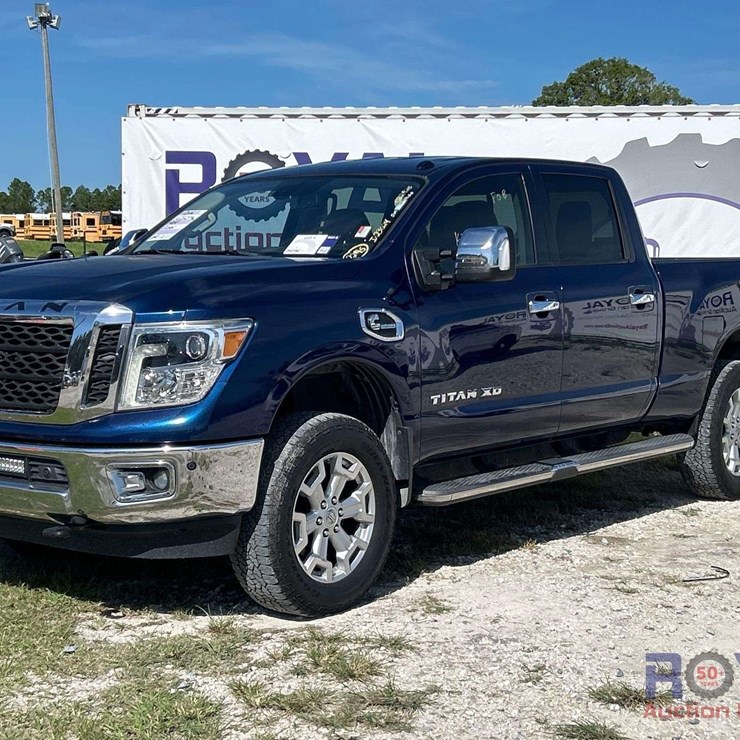 2016 NISSAN TITAN