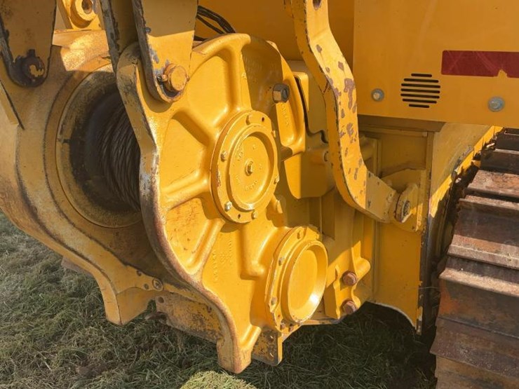 2017-deere-450k-lgp-image-29