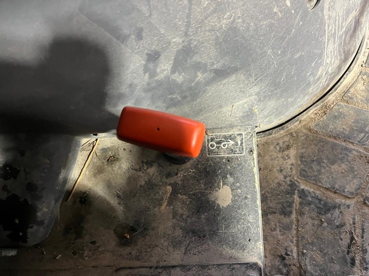 2018-kubota-m5-111hdc-image-43