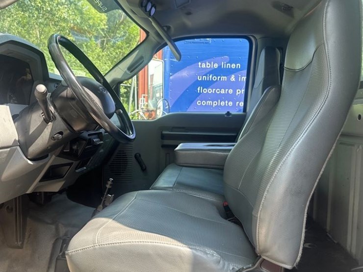 2015-ford-f650-image-33