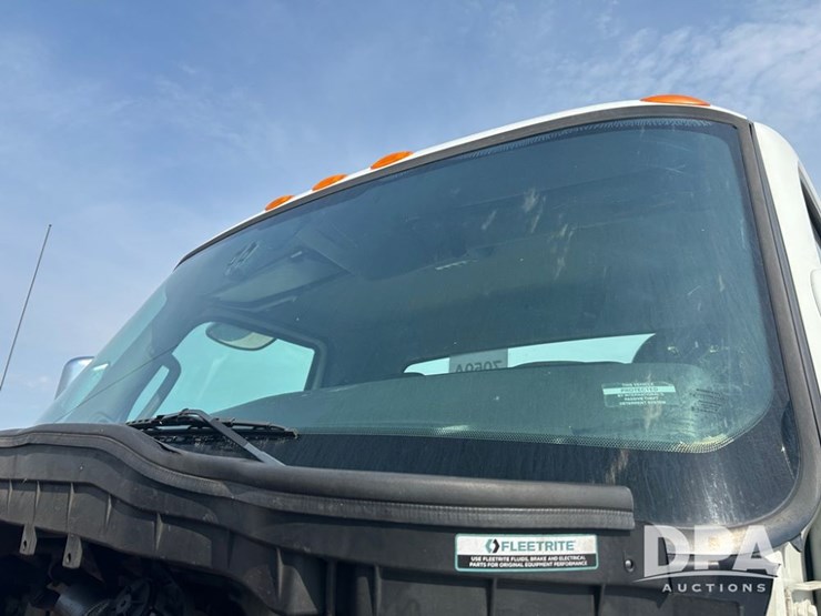 2020-international-mv607-cab-&-chassis-(cp0646)-image-29
